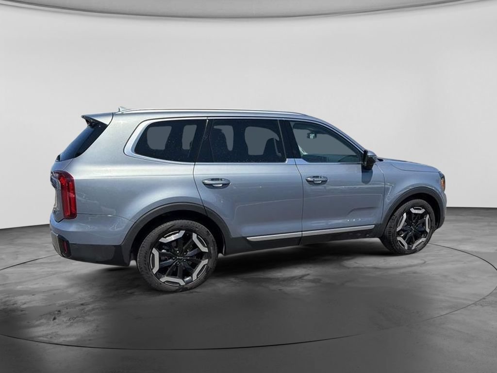 Used 2025 Kia Telluride S AWD/4WD image 12