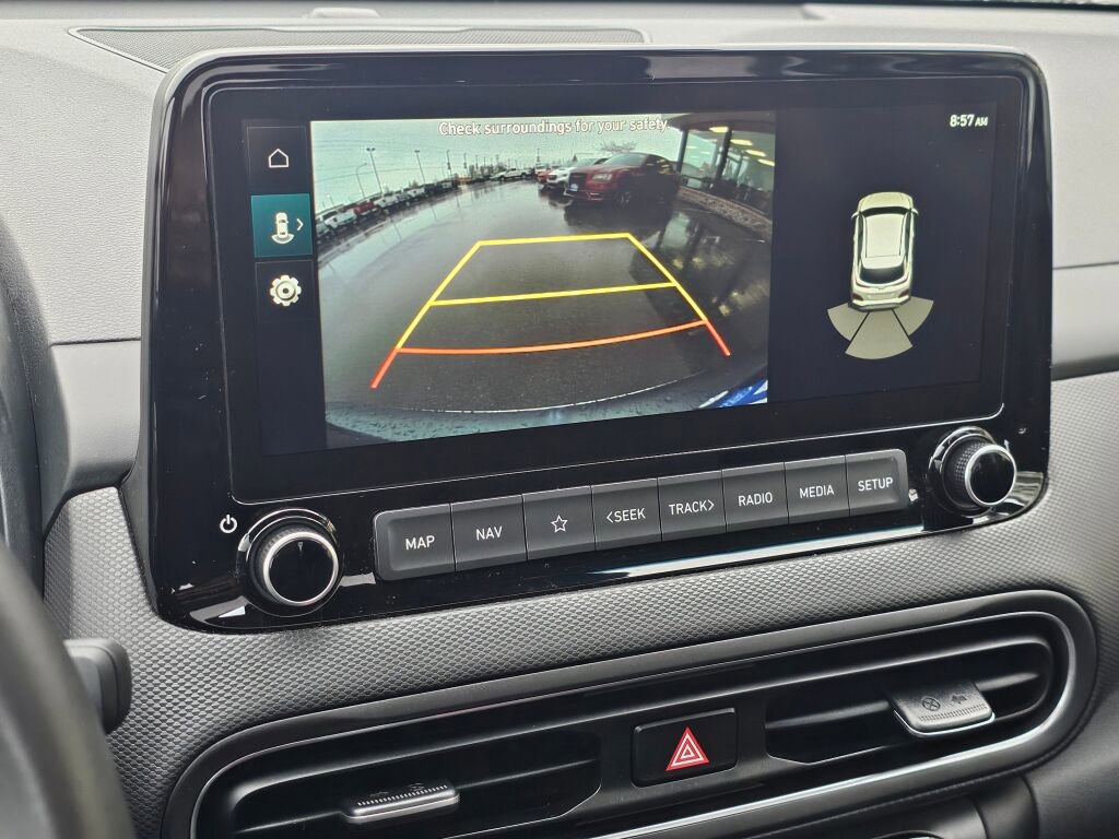 Used 2023 Hyundai Kona Limited image 29