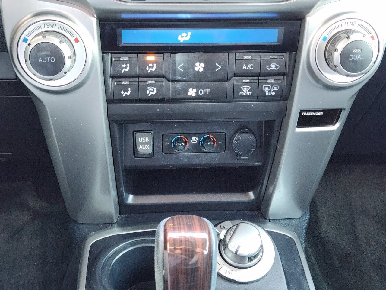 Used 2017 Toyota 4Runner Limited AWD/4WD image 18