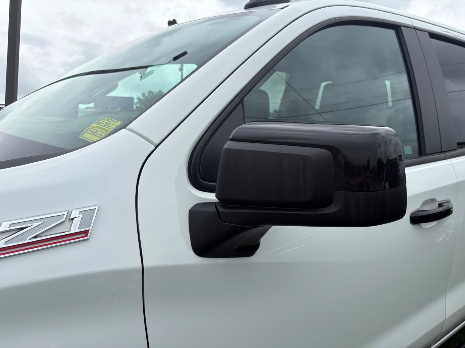 Used 2024 Chevrolet Silverado 1500 LT Trail Boss w/ Convenience Package II AWD/4WD image 14