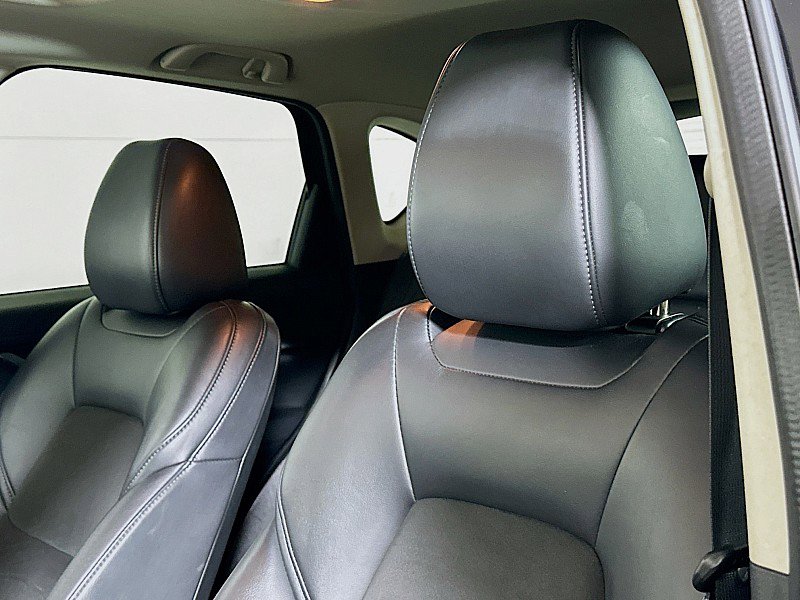 Used 2020 MAZDA CX-5 Touring image 21