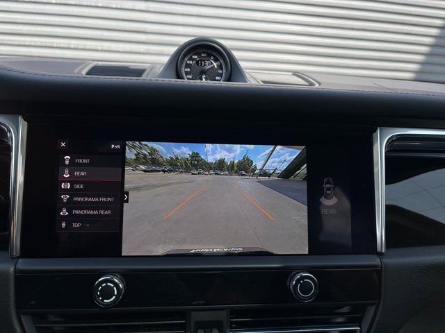 Certified 2026 Porsche Macan Turbo AWD/4WD image 19