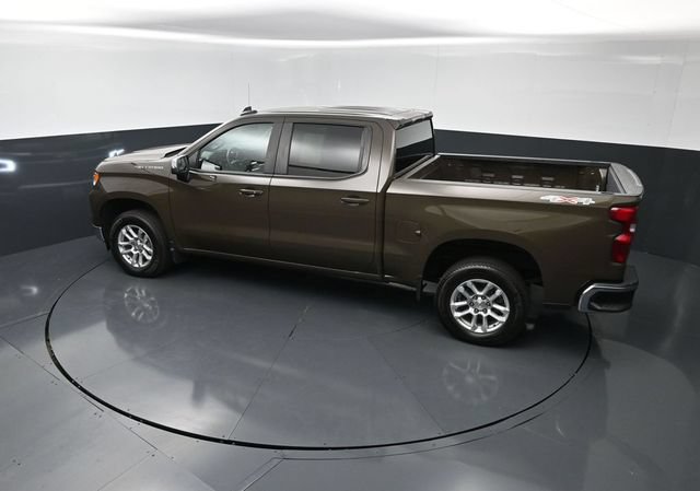Used 2023 Chevrolet Silverado 1500 LT AWD/4WD image 22