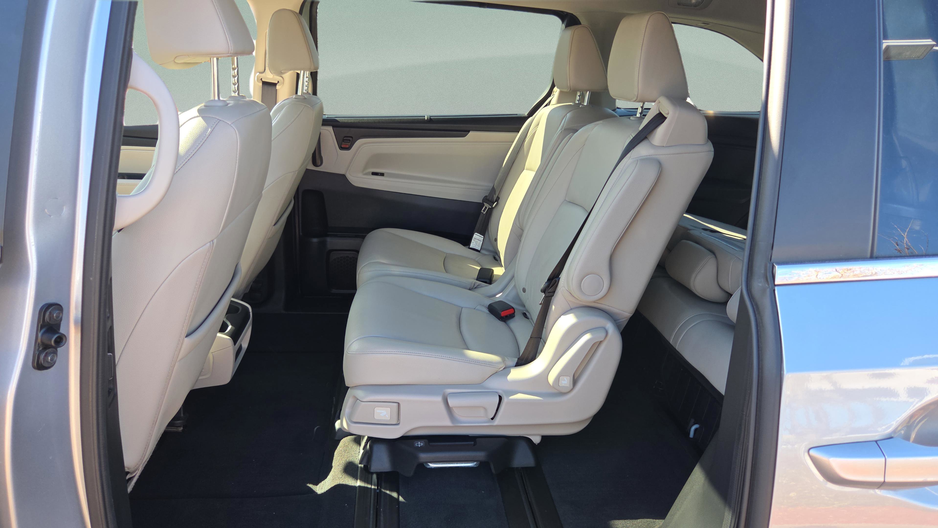 Certified 2025 Honda Odyssey EX-L image 14