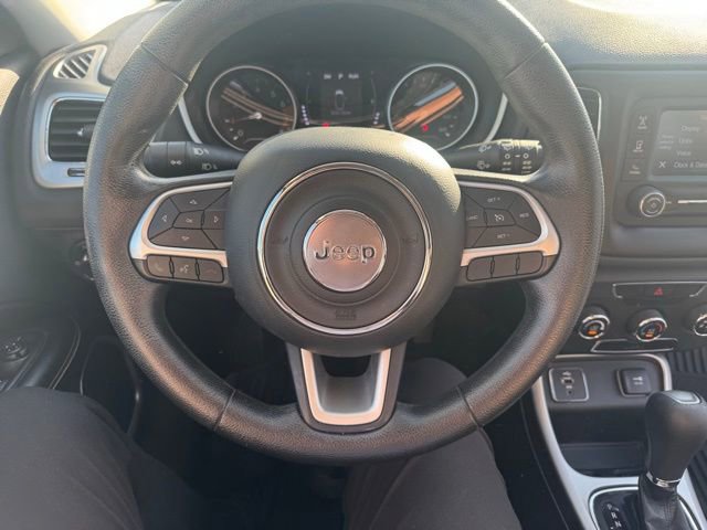 Used 2017 Jeep Compass Sport FWD image 15