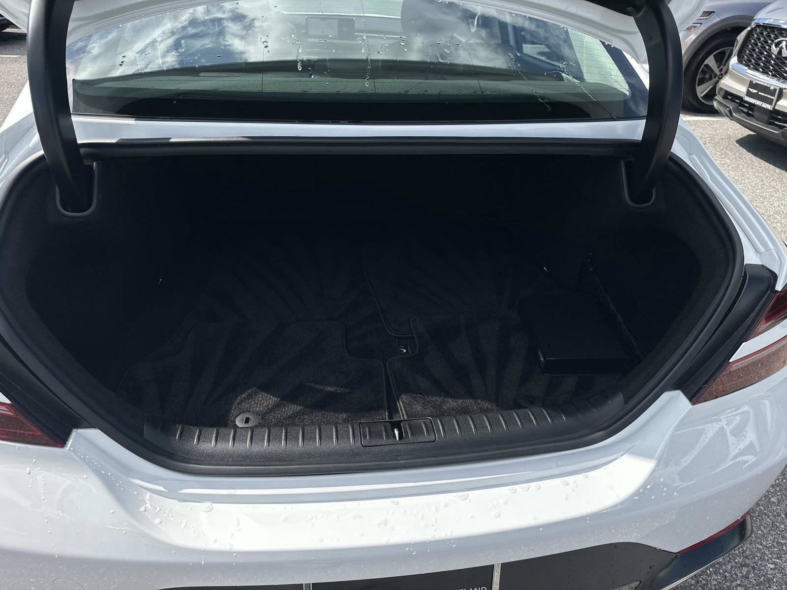 Used 2026 Genesis G70 2.5T RWD image 32