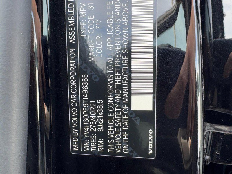 New 2026 Volvo XC90 T8 Plus w/ Protection Package Premier AWD/4WD image 16