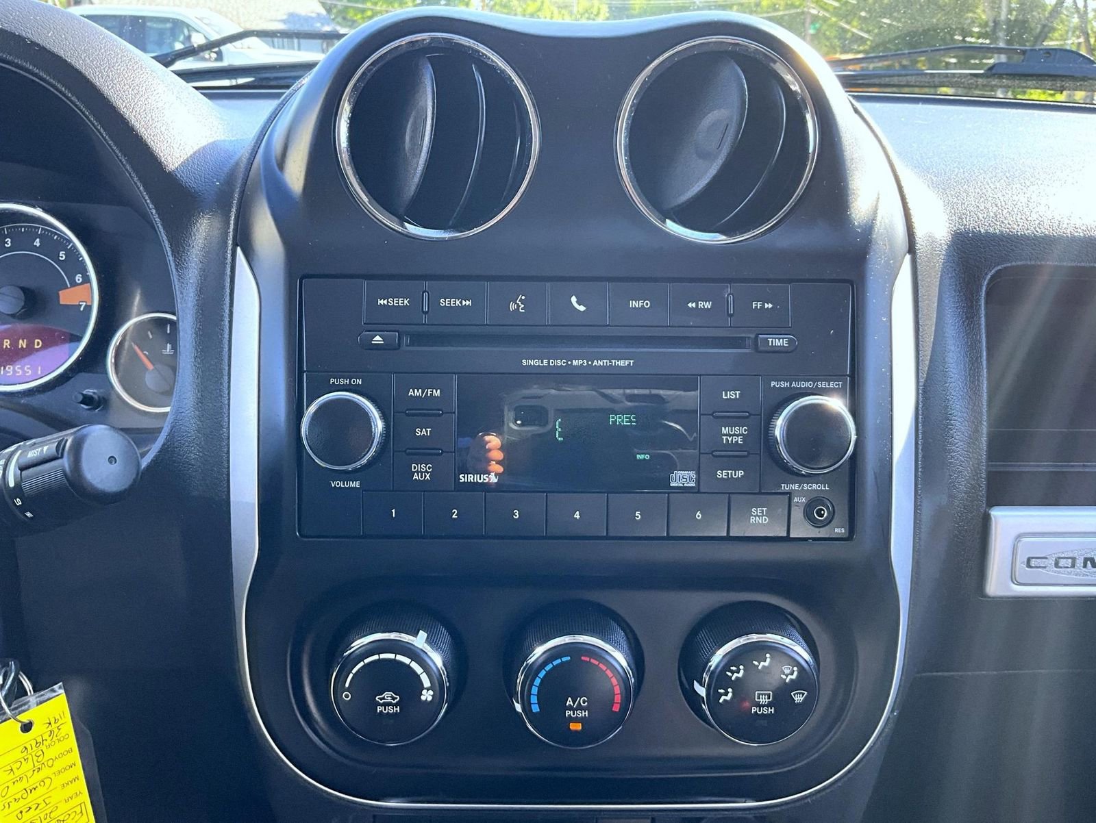 Used 2015 Jeep Compass 4WD image 14