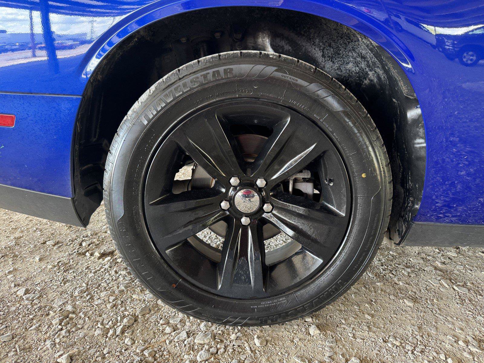 Used 2020 Dodge Challenger SXT RWD image 39