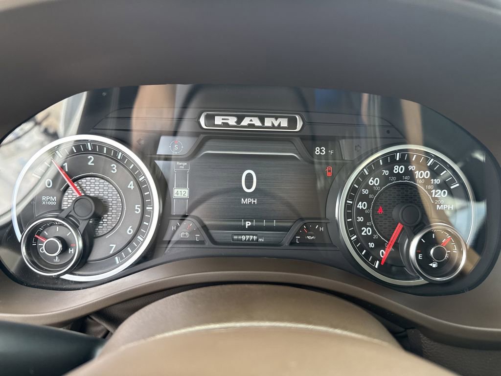 Used 2025 RAM 1500 Laramie w/ Laramie Southwest Edition image 17