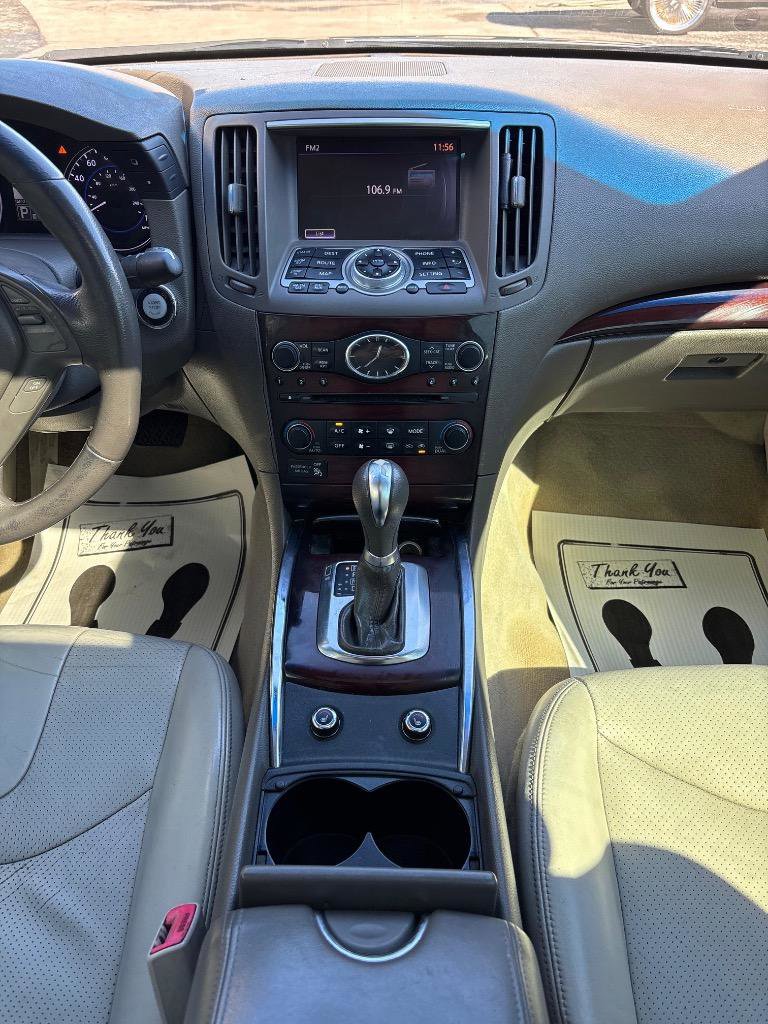 Used 2012 INFINITI G37 Journey w/ Premium Pkg image 19