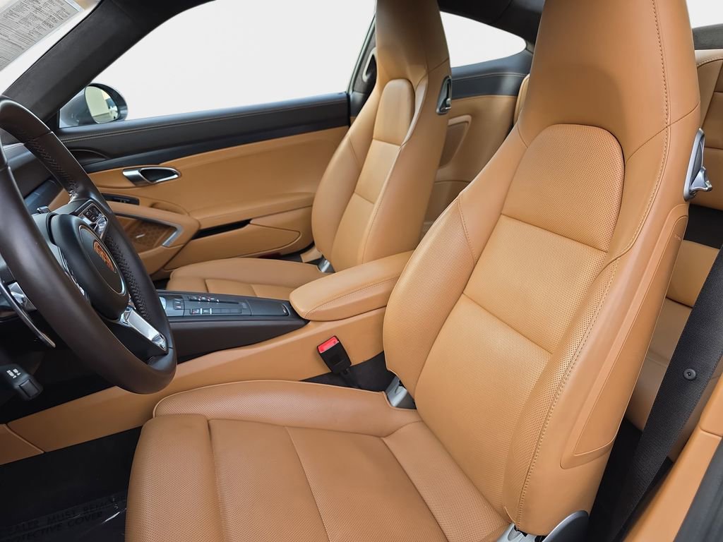 Used 2019 Porsche 911 Carrera GTS RWD image 16