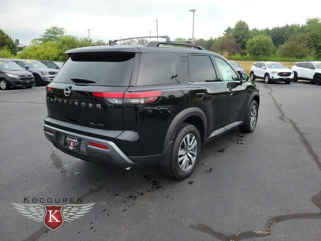 New 2026 Nissan Pathfinder SL w/ Cargo Package AWD/4WD image 4