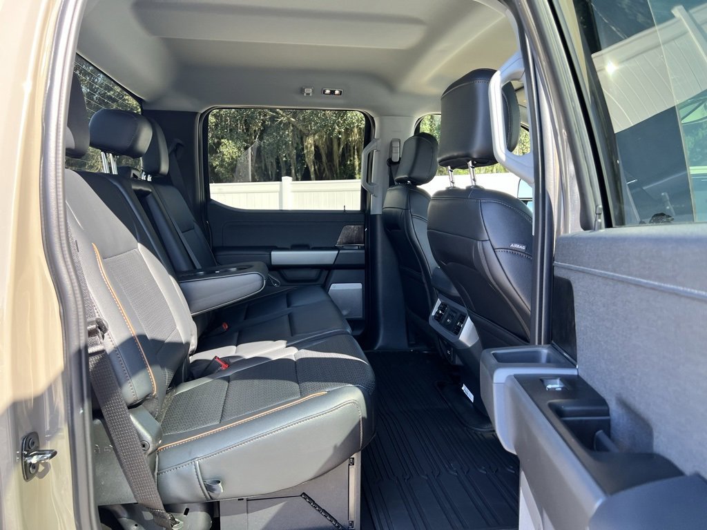 New 2026 Ford F250 Lariat image 18