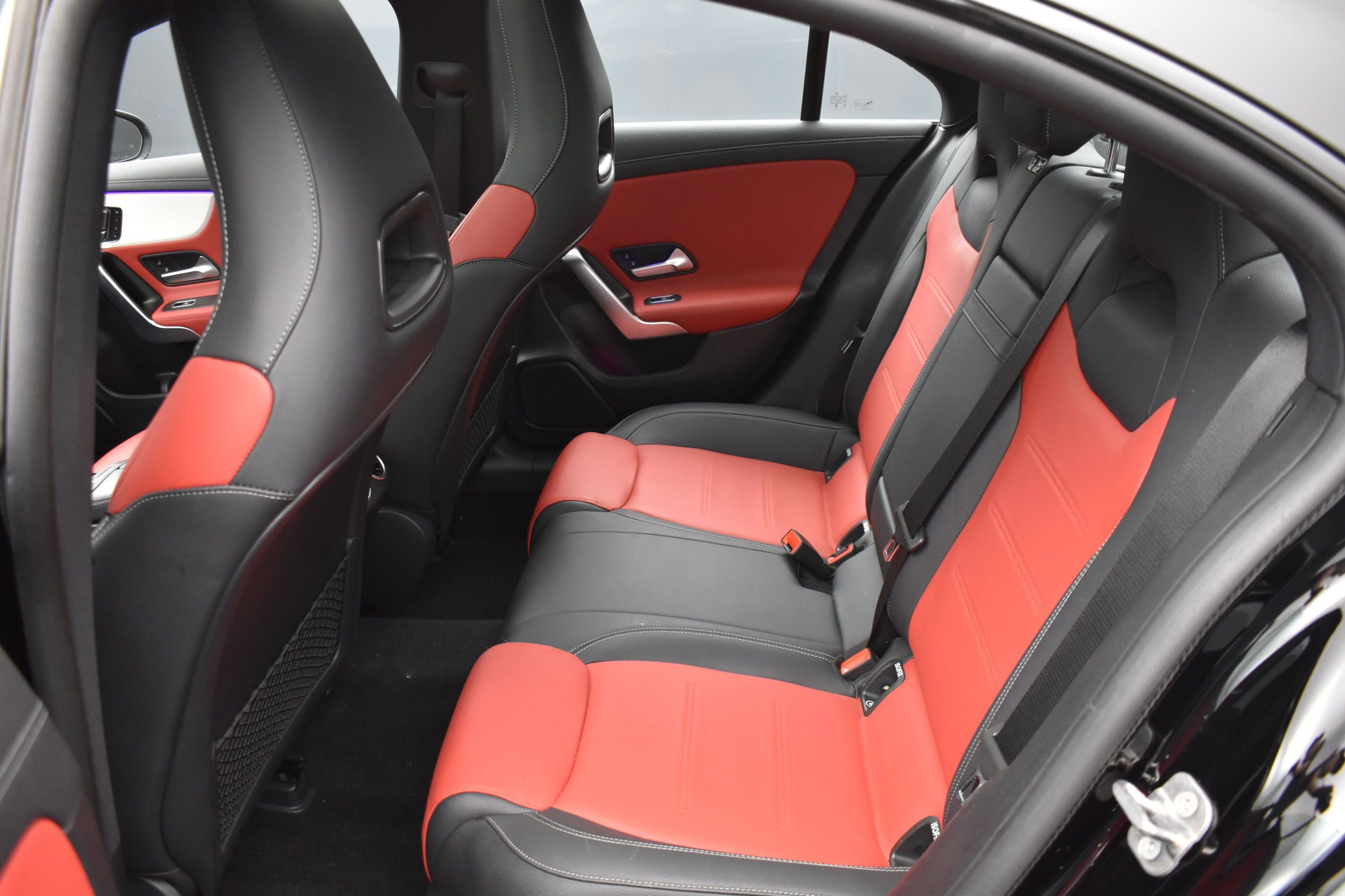 Used 2023 Mercedes-Benz CLA 250 4MATIC image 11