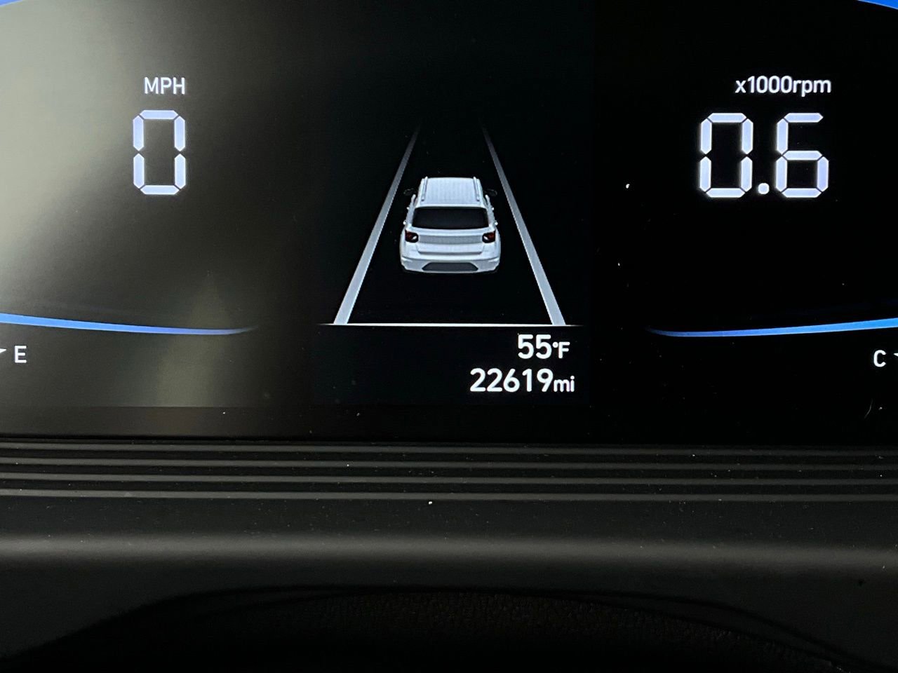 Used 2025 Hyundai Venue SEL image 39