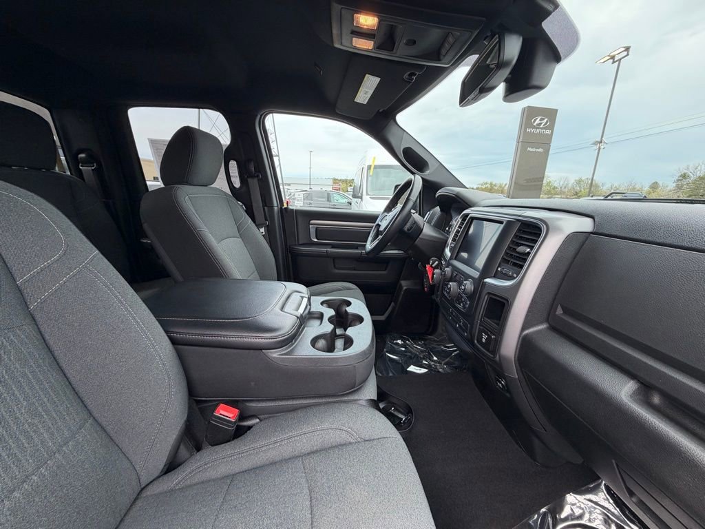 Used 2022 RAM 1500 Classic Warlock w/ Electronics Group AWD/4WD image 12