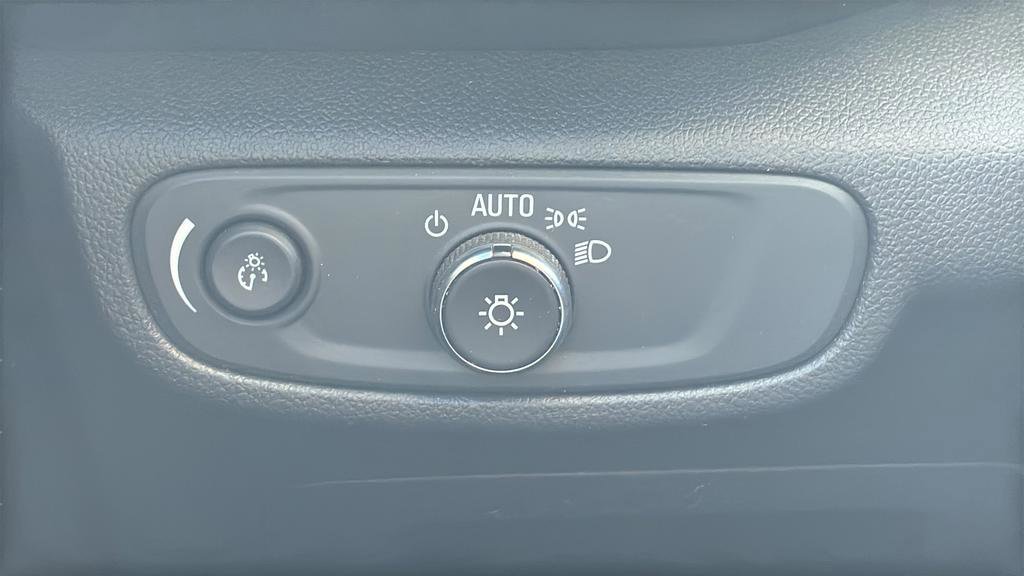 Used 2022 Chevrolet TrailBlazer LS FWD image 36