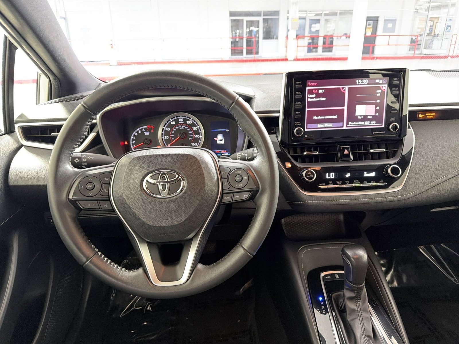 Used 2022 Toyota Corolla SE image 16