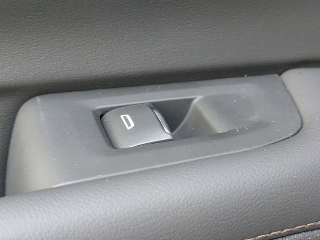 New 2026 Chevrolet Suburban High Country image 29