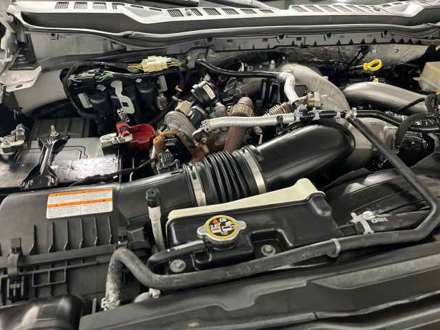Used 2024 Ford F550 4x4 Crew Cab Super Duty image 44