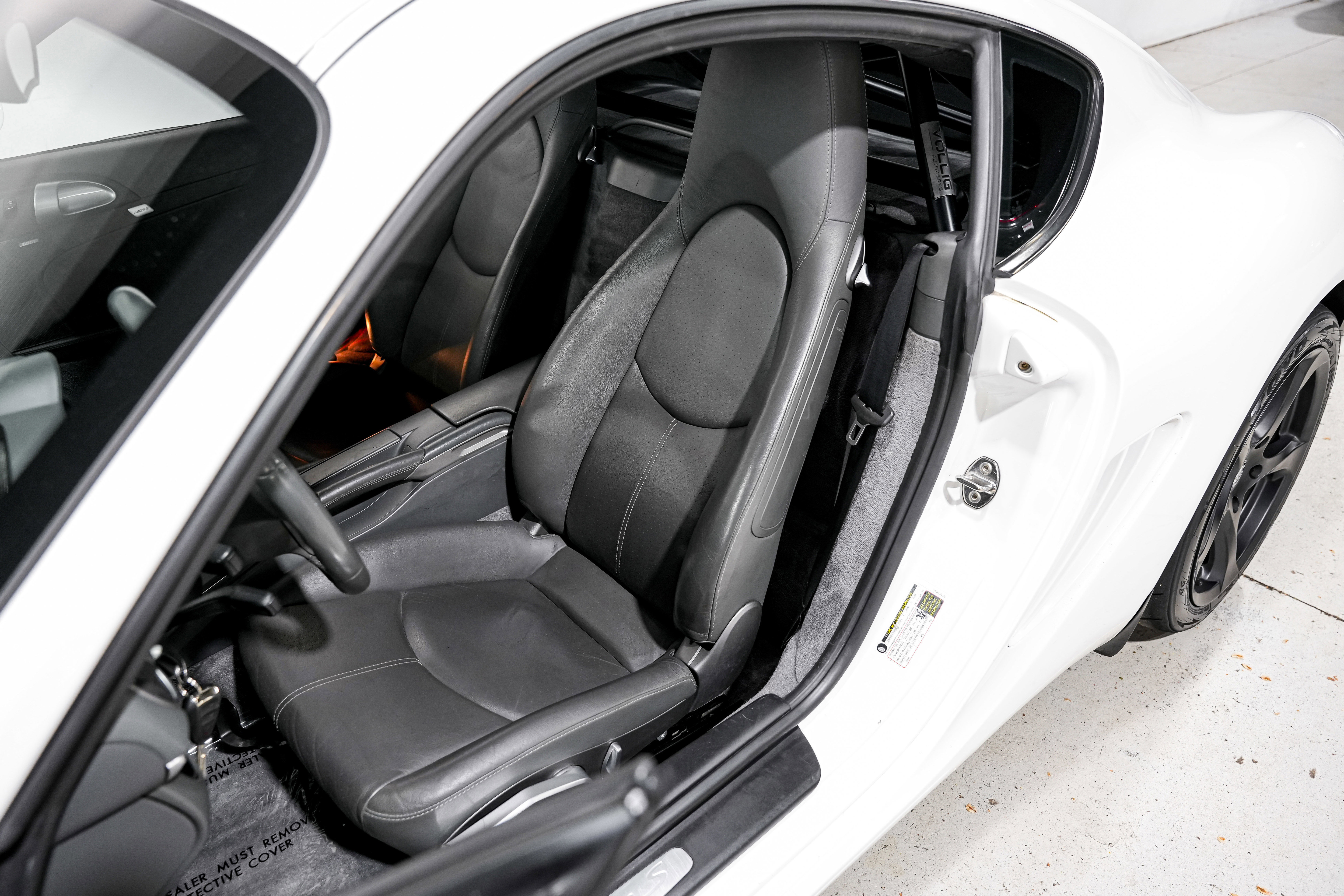 Used 2006 Porsche Cayman S RWD image 18