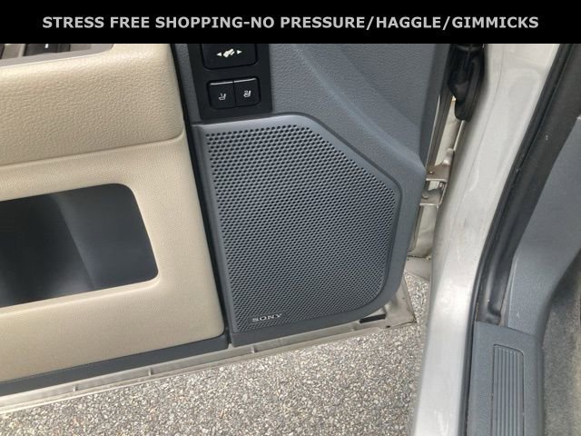 Used 2009 Ford Flex SEL image 16