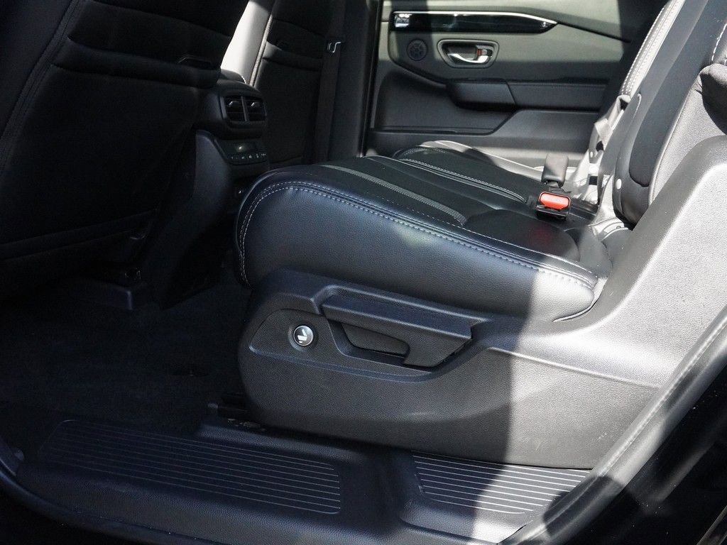 Used 2025 Honda Pilot Touring image 30