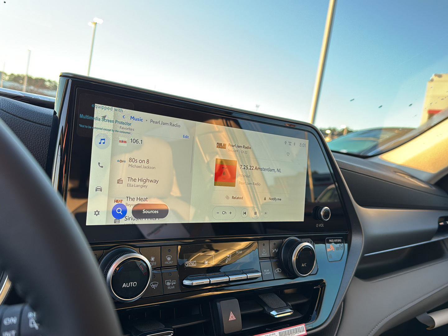 New 2026 Toyota Highlander XLE image 21