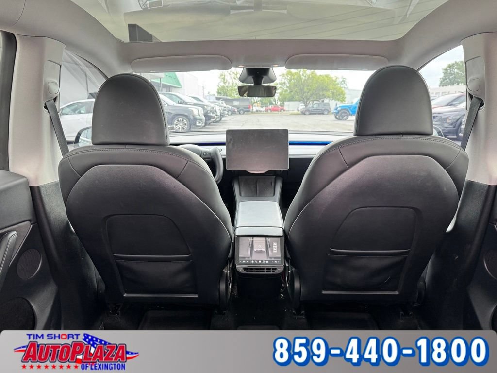 Used 2023 Tesla Model Y Performance AWD/4WD image 19