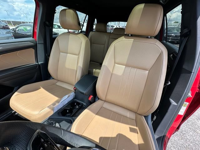 Used 2024 Volkswagen Tiguan SE R-Line FWD image 28