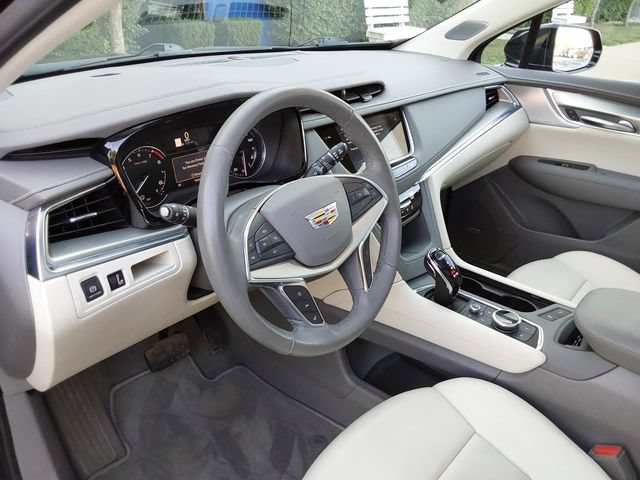 Used 2024 Cadillac XT5 Premium Luxury w/ LPO, Floor Liner Package AWD/4WD image 23