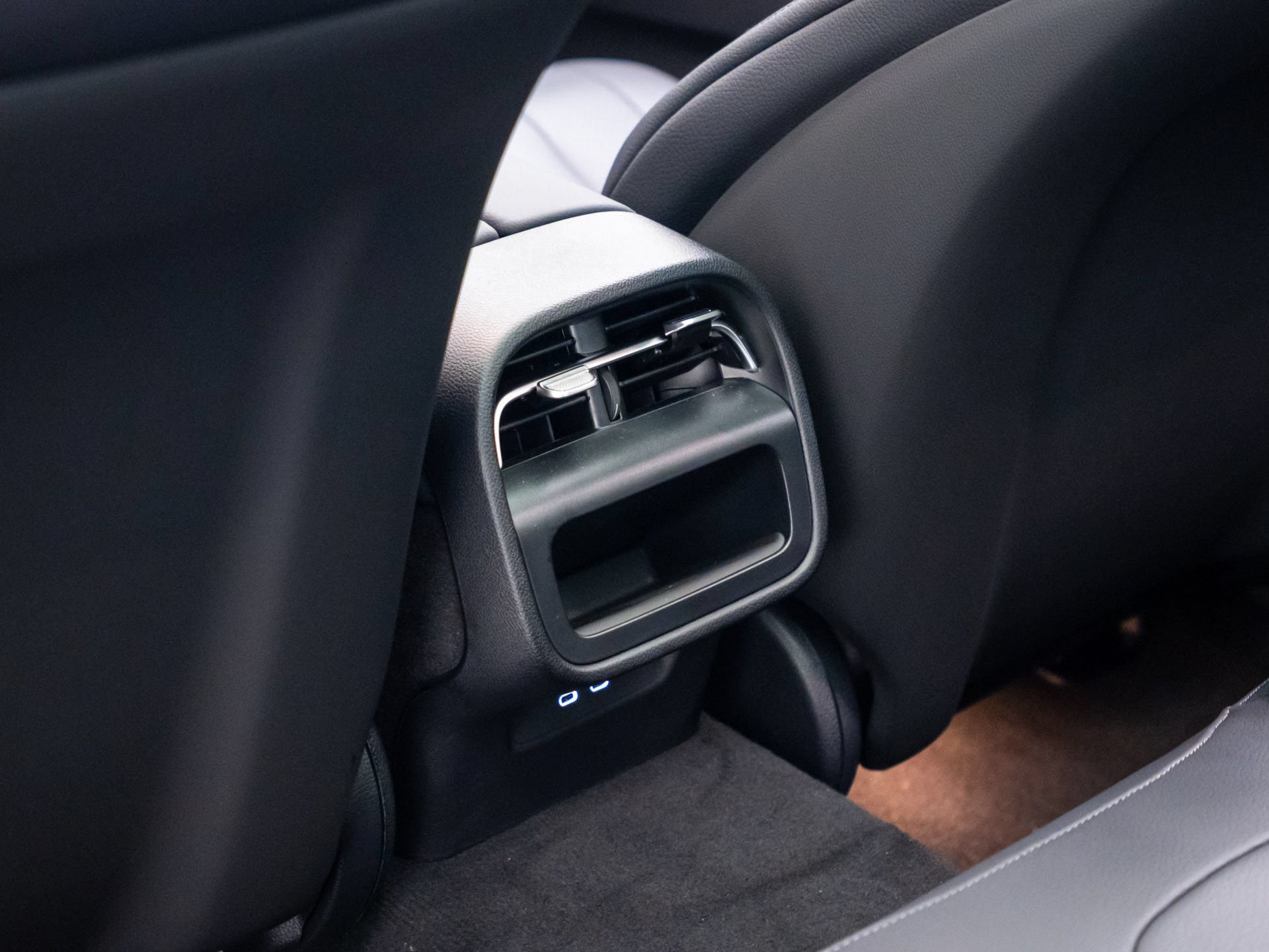 New 2027 Mercedes-Benz E 450 4MATIC Sedan image 20