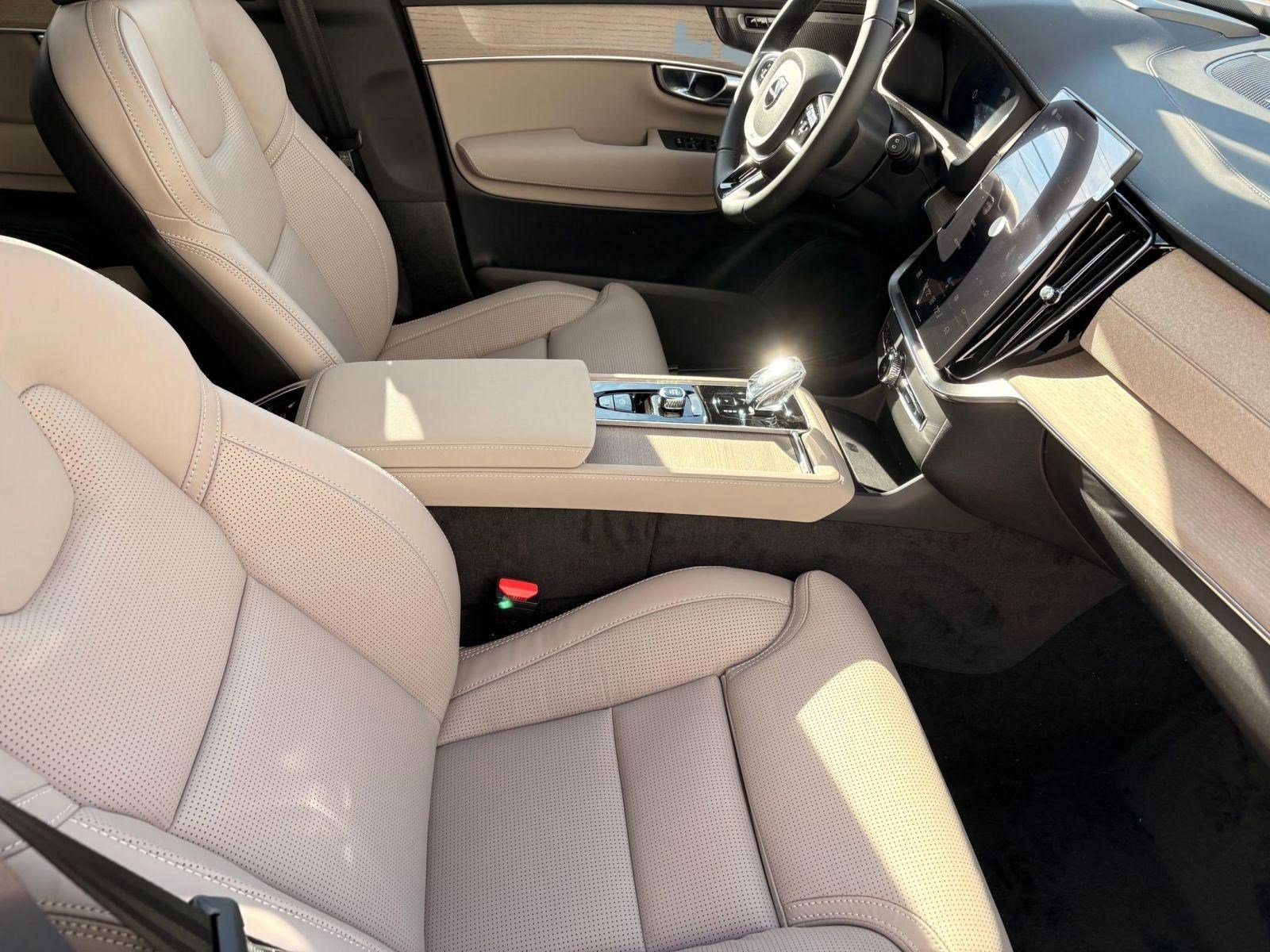 New 2026 Volvo XC90 T8 Ultra image 27