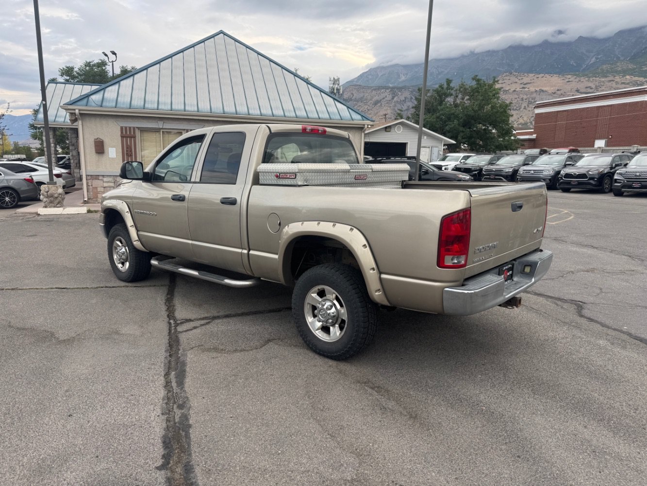Used 2004 Dodge Ram 2500 Truck 4x4 Quad Cab image 3