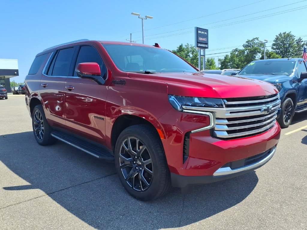 Used 2024 Chevrolet Tahoe High Country w/ LPO, Illumination Package AWD/4WD image 3