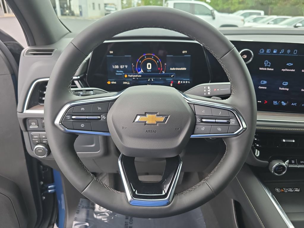 New 2026 Chevrolet Suburban Premier image 18