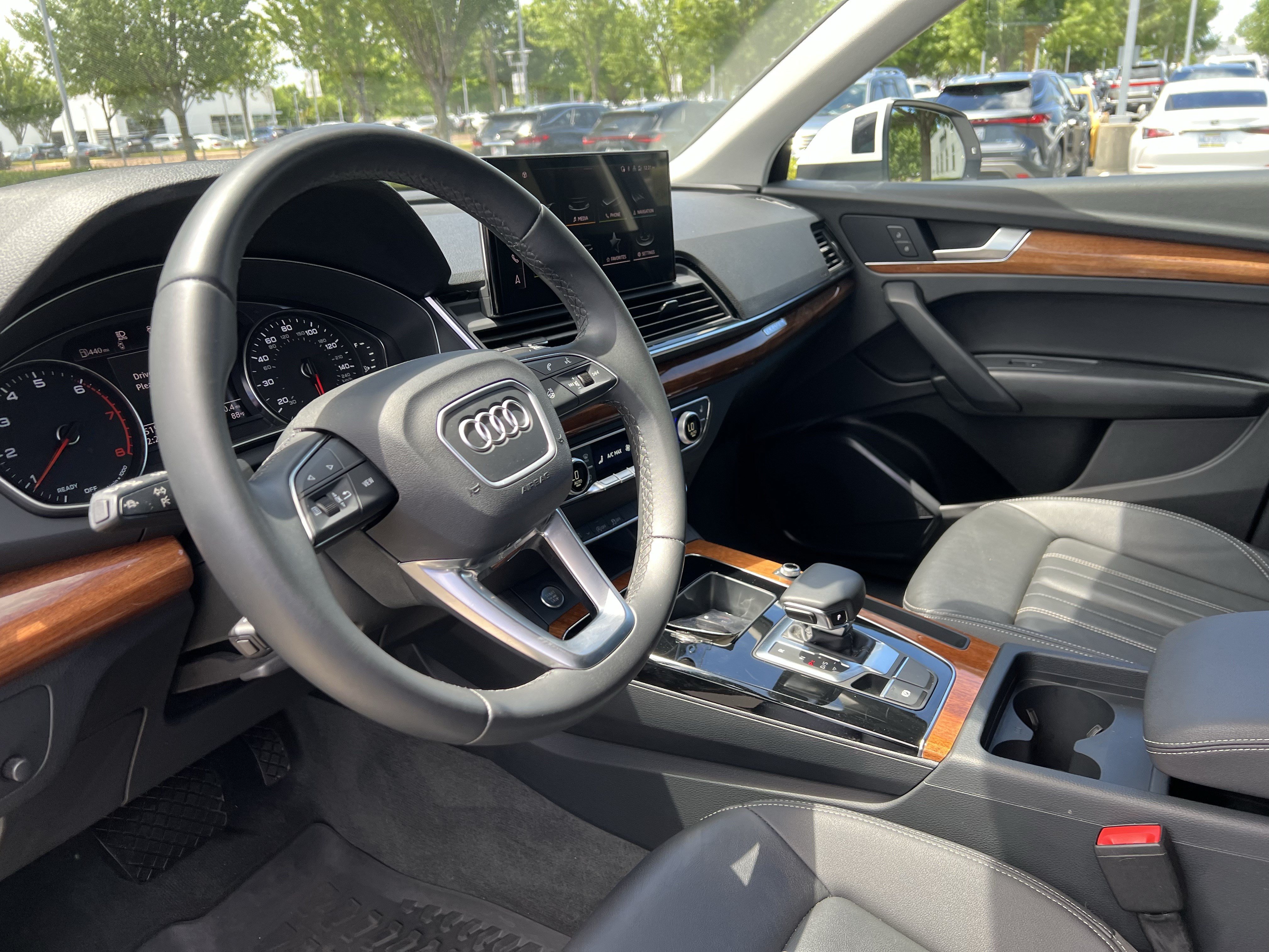 Certified 2023 Audi Q5 2.0T Premium w/ Convenience Package AWD/4WD image 17