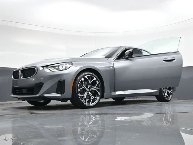 New 2026 BMW 230i xDrive Coupe w/ Premium Package AWD/4WD image 40