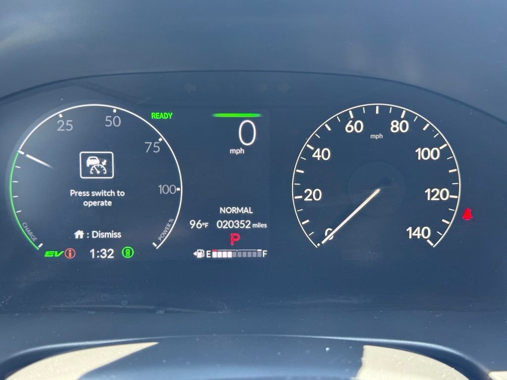 Used 2025 Honda CR-V Sport image 14