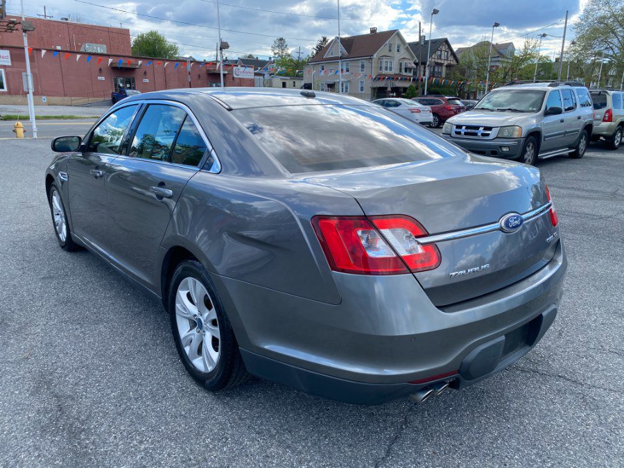 Used 2011 Ford Taurus SEL w/ 201A Rapid Spec Order Code AWD/4WD image 3