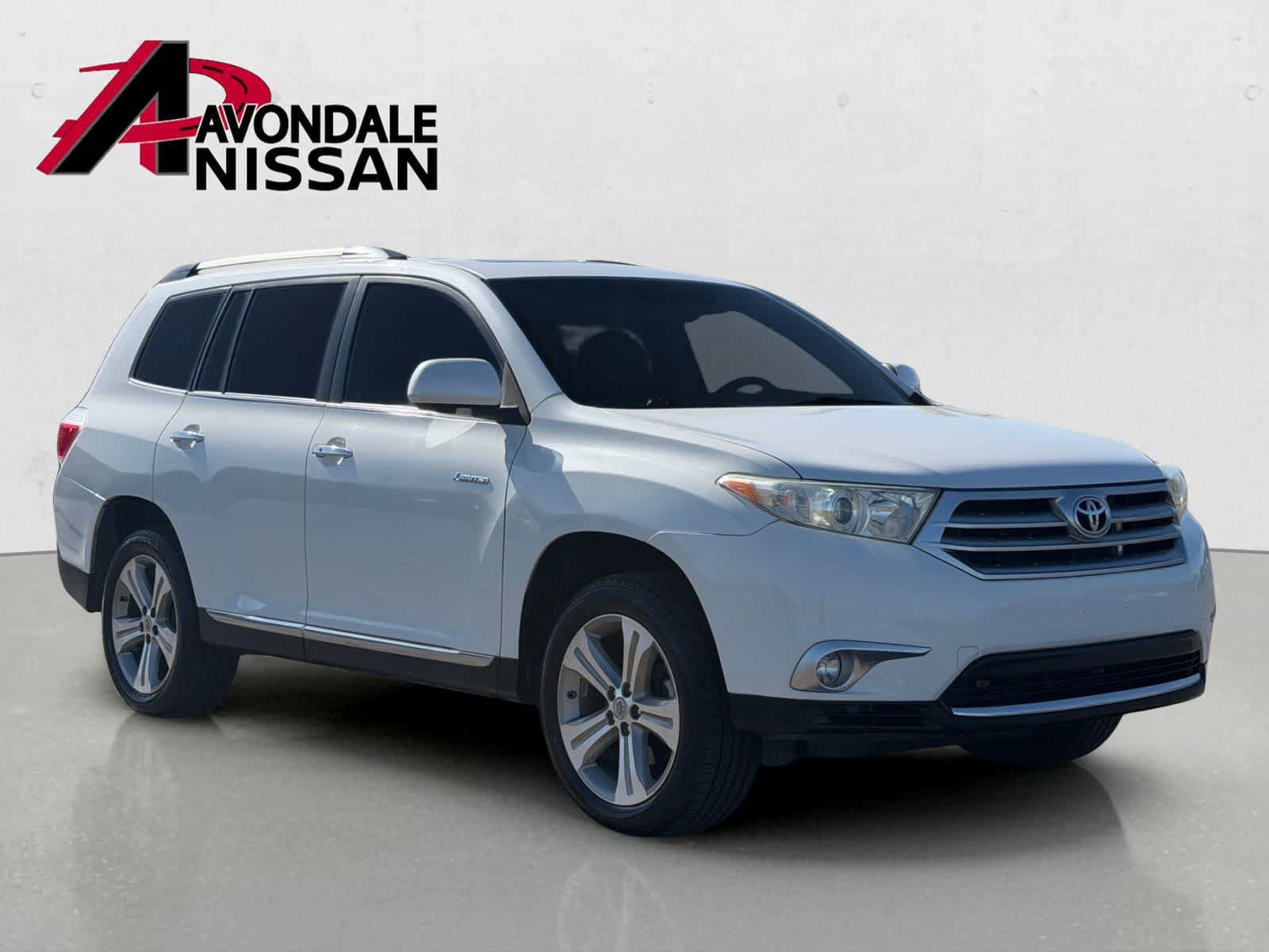 Used 2012 Toyota Highlander Limited w/ Tow Pkg AWD/4WD image 8