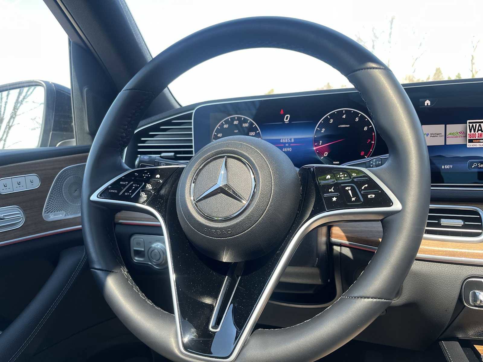 Used 2026 Mercedes-Benz GLE 350 4MATIC image 37