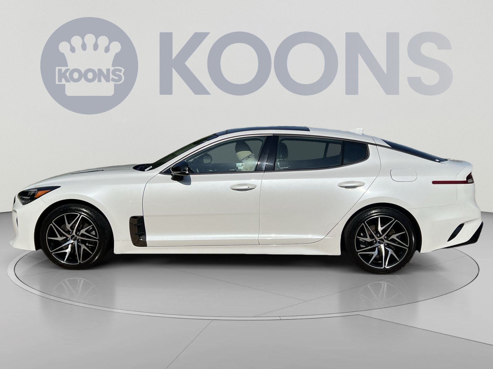 Used 2023 Kia Stinger GT-Line w/ Sun & Sound Package AWD/4WD image 13