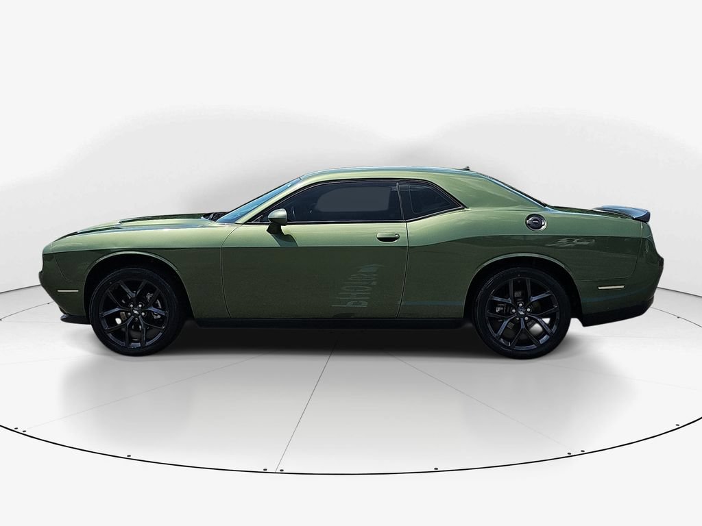 Used 2022 Dodge Challenger SXT w/ Blacktop Package RWD image 10