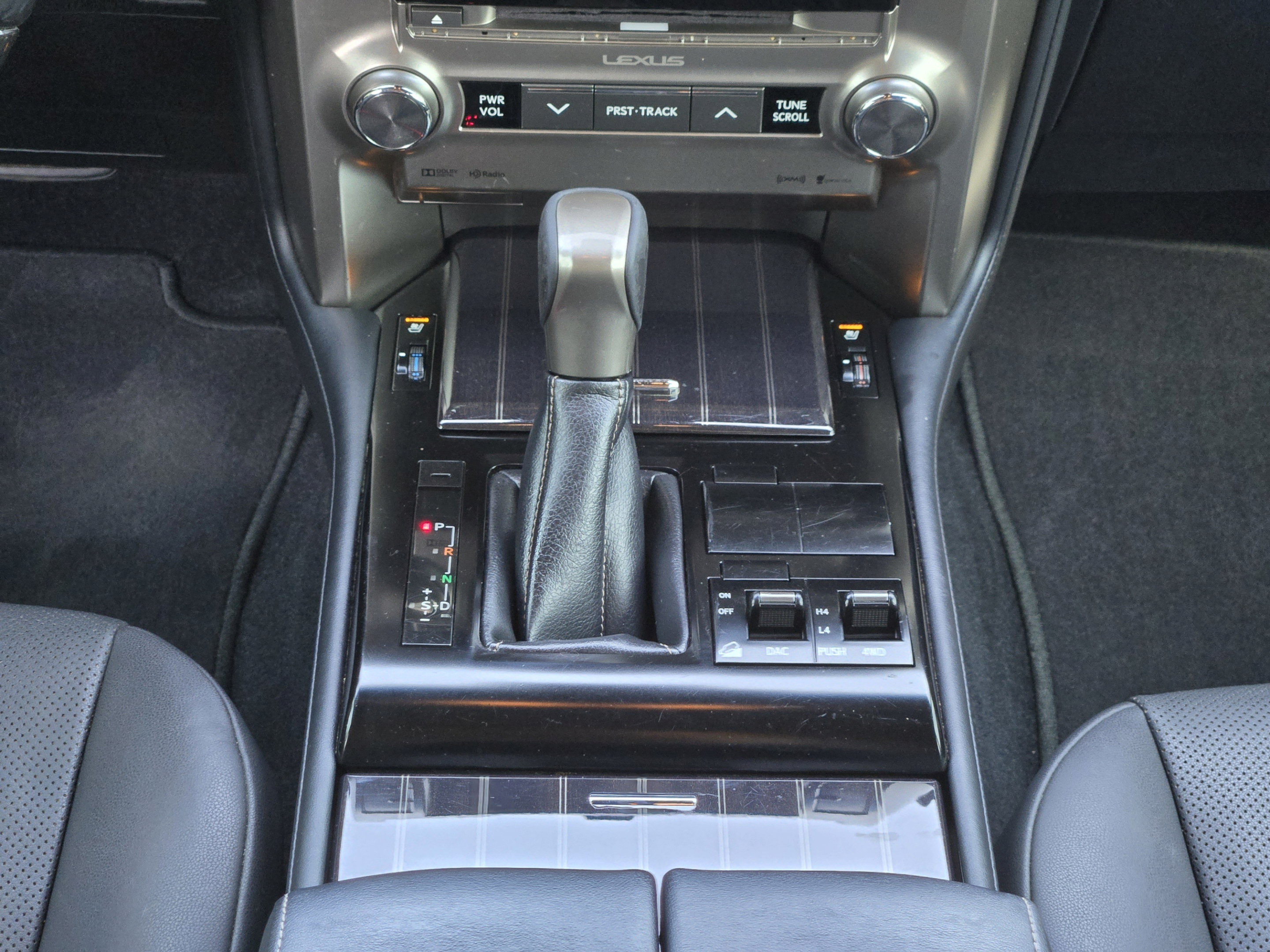 Used 2021 Lexus GX 460 Premium w/ Premium Package AWD/4WD image 15