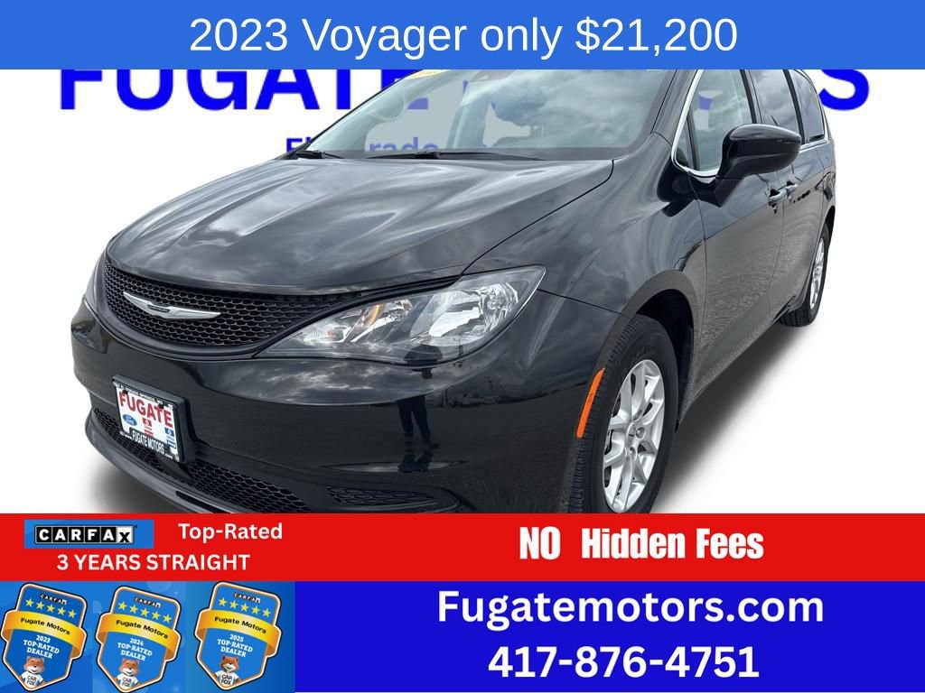 Used 2023 Chrysler Voyager LX image 1