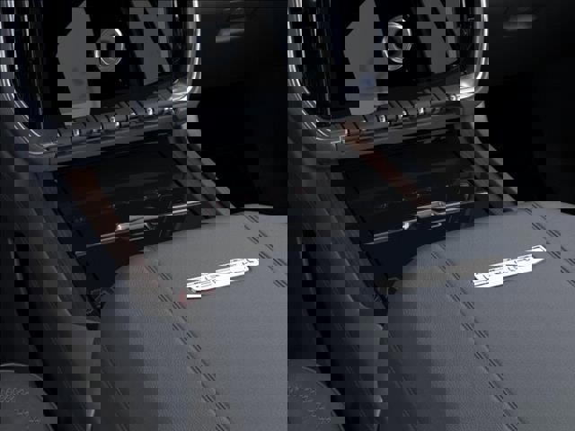 New 2026 GMC Yukon Denali w/ Sun & Power Step Package image 23