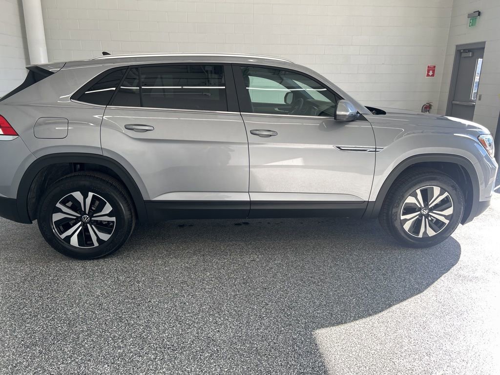 New 2026 Volkswagen Atlas Cross Sport SE AWD/4WD image 7