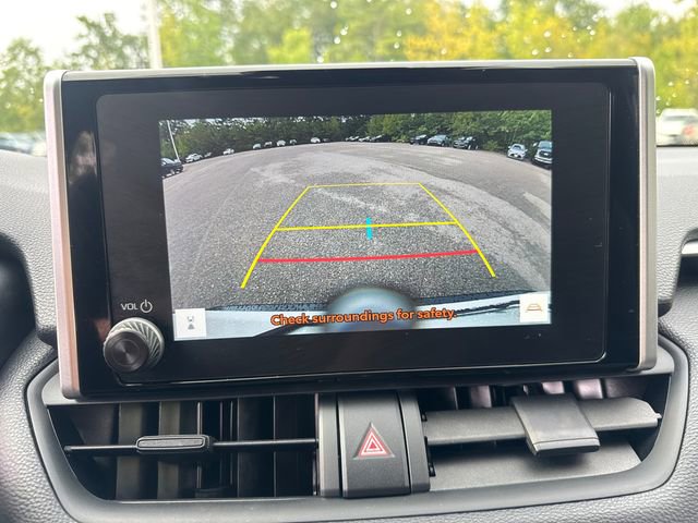 Certified 2025 Toyota RAV4 SE image 38